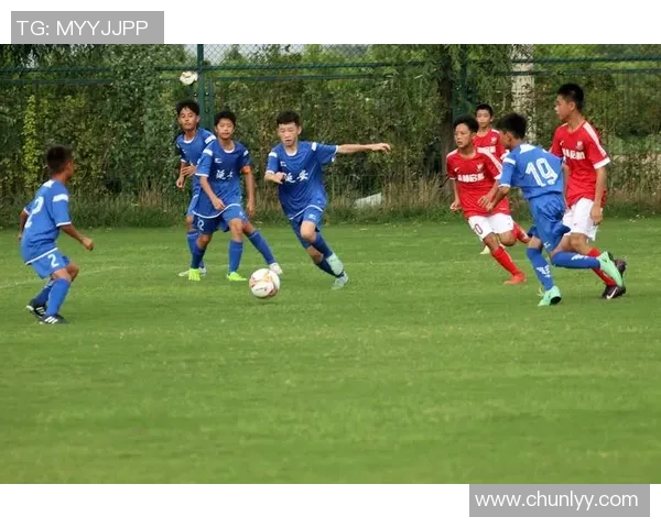 足球明星怒吼瞬间展现激情与力量的震撼图片合集 足球明星怒吼瞬间展现激情与力量的震撼图片合集